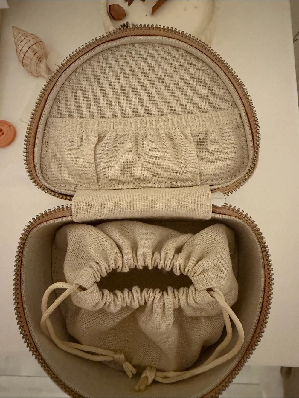 Mark & Graham Cream Travel Jewelry Case leather with linen lining